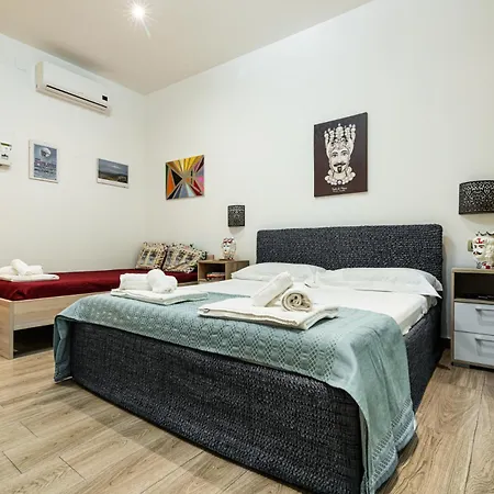 Soraya Apartament Ortigia * Syracuse